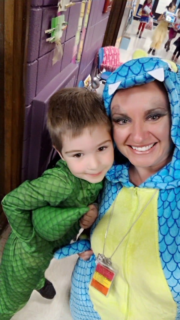 Are you looking for some amazing teacher Halloween costume ideas? Here are a few that would be easy for grade level individuals, groups, or partners to do!