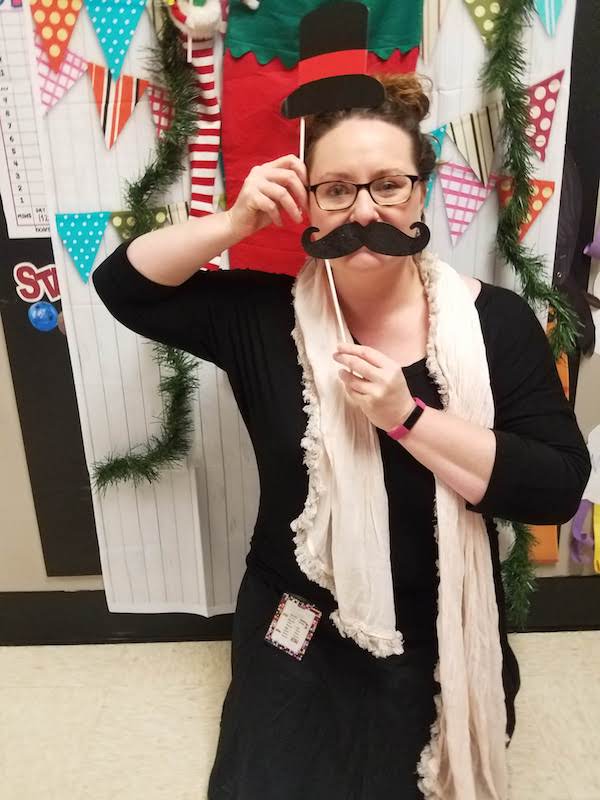 Are you looking for some amazing teacher Halloween costume ideas? Here are a few that would be easy for grade level individuals, groups, or partners to do!