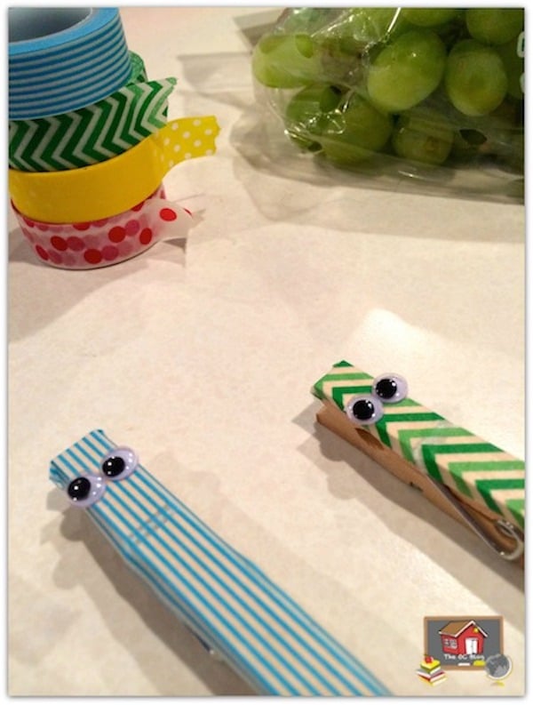 A fun idea for spring snacks for a classroom birthday or celebration! They look cute - and are on the healthier side of classroom snack options too!