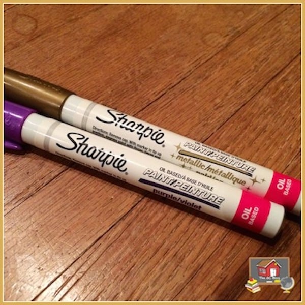 Here is an inexpensive gift idea for your colleagues. Seriously - it is so simple and fun! It is also useful and will be cherished for years to come!